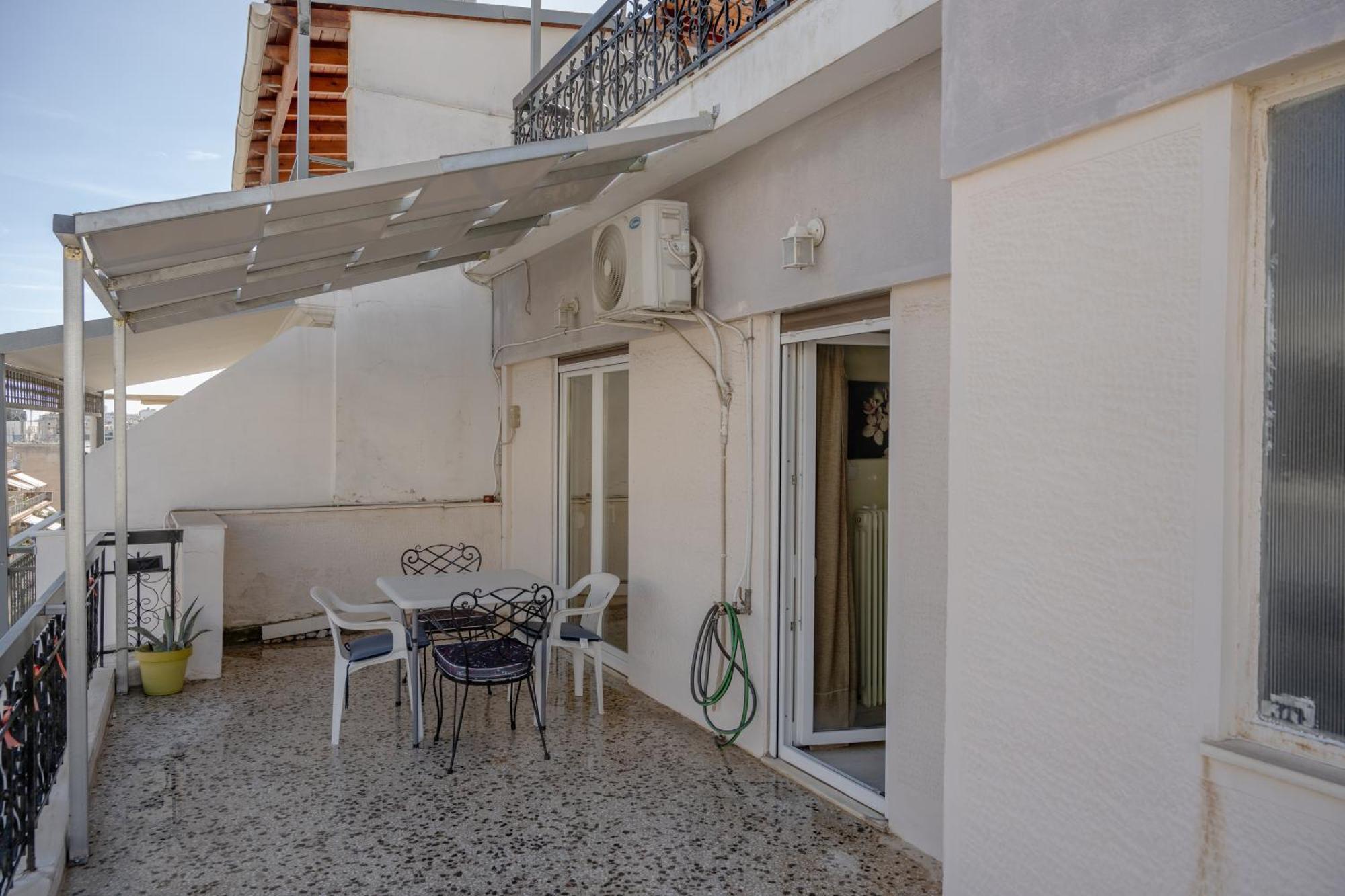Marina Zeas Bella Vista Apartment